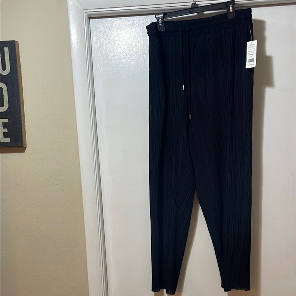 Sabrina Lauren, New York pants size 3X black NWT